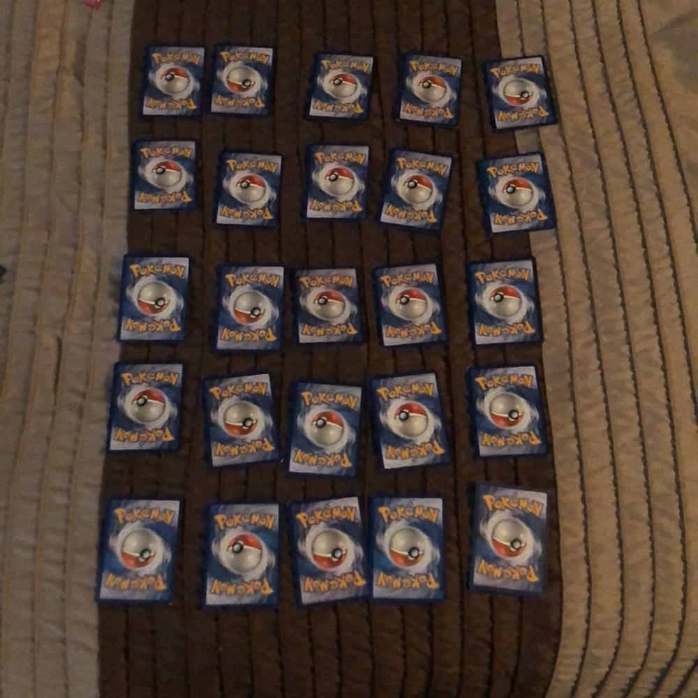 Lot of 25 Pokémon Cards- Random, No duplicates